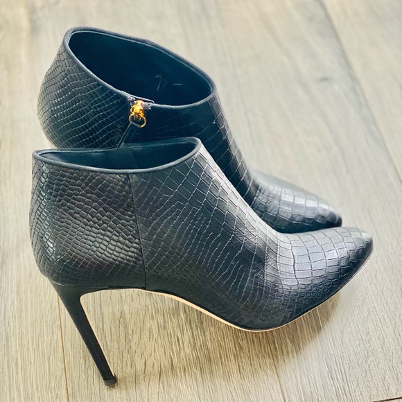 Giuseppe Zanotti NWT Booties 40 - Picture 7 of 16